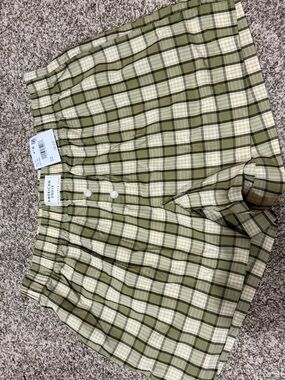 American Eagle Outfitters Olive Plaid Relaxed Women’s Shorts